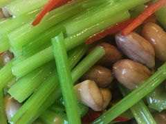 -巴依兄弟西域美食(机场店)