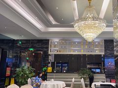 -万龙洲海鲜(大兴绿地缤纷城店)