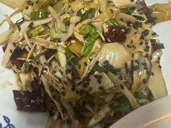 -蜗牛小馆醉乡民谣云南菜(惠新西里店)