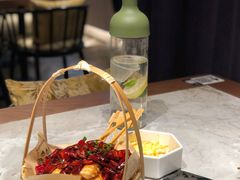 -渔语鱼新川菜Bistro(万象天地店)