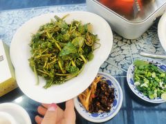 -瑞丰园庭院餐厅·白族传统家常菜