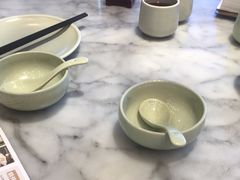 -蝴蝶里·粤菜·点心(龙湖天街&滨江店)
