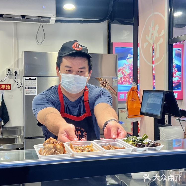 每次路过都要买上三盒的卤味谁懂啊