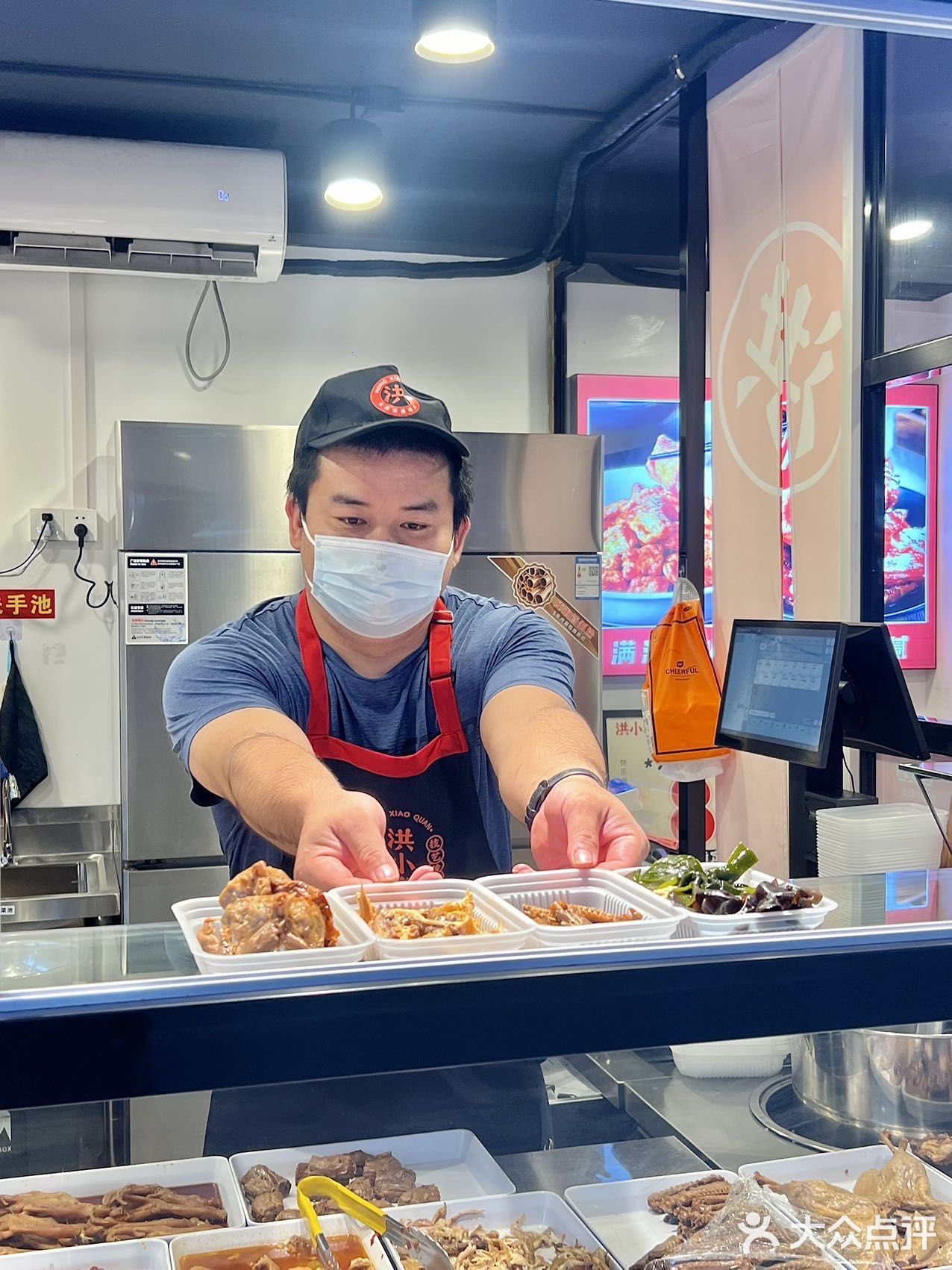 每次路过都要买上三盒的卤味谁懂啊