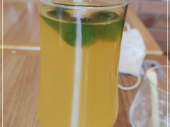 -必胜客(安盛金马店)