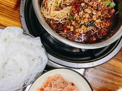 -周良天山牛杂城(天山路总店)