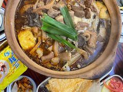 精品牛腩牛杂煲-沙胆彪炭炉牛杂煲(成都玉林店)