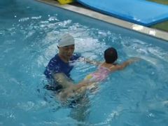 -IBOBI亲子游泳俱乐部(华侨城中心)