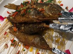 香酥禾花鱼-佬麻雀·新湘菜(珠海金发购物中心店)