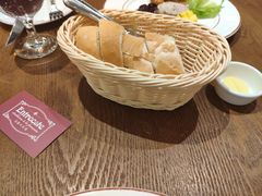 餐前面包-Entrecôte 法国牛扒馆(保利·时光里店)