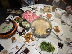 -肥仔文澳门猪骨煲(南京西路店)