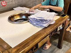 -九尺赵老四鲜鹅肠火锅