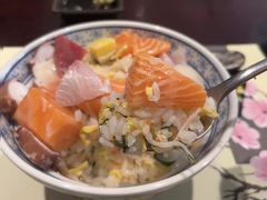-小山日本料理(兴业太古汇店)