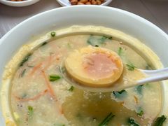 -李与白包子铺(桐梓林店)