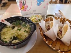 -闫家驴肉老店(华电一校店)