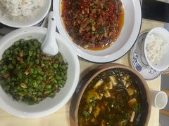 -笨罗卜浏阳菜馆(太平街店)