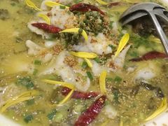 老坛特色酸菜鱼-壹块捌烧烤(灯市口店)