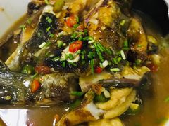 黄焖鱼-始兴县农家小院餐馆