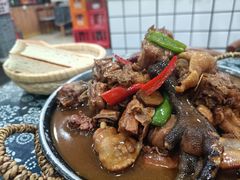 -八两八金·莱芜特色炒鸡(市南漳浦路店)
