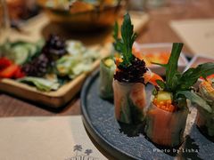 越南传统生包鲜虾春卷-来龙里 精致 东南亚餐室(万象城店)
