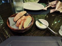 -福楼毕斯罗F Bistronome(国贸商城约会地标景观店)