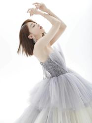 -GRACE KELLY婚纱与礼服(天津店)