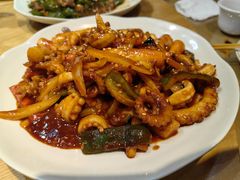 炒鱿鱼年糕-海兰江石锅饭(水上店)