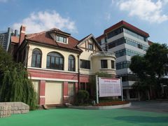 -上海戏剧学院附属高级中学