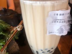 铁观音珍珠奶茶-湊湊火锅·茶憩(新中关购物中心店)