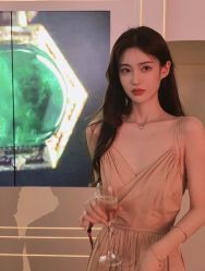 -丝语萱形象