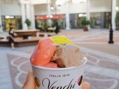 -VENCHI 闻绮(上海佛罗伦萨小镇店)