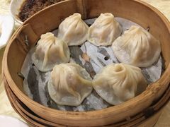 蟹粉小笼包-绿波廊(豫园店)