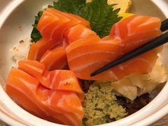 三文鱼寿司饭定食-小山日本料理(太古汇店)