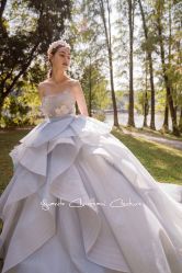 -Renee芮亦婚纱(原丽莎)