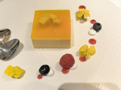 -晶雅花园西餐厅(南京首店)