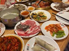 -韩京炭火烤肉自助料理(柯桥万达店)
