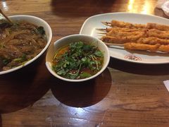-万记麻辣烫国展总店