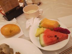 -白金汉爵大酒店-24小时餐厅