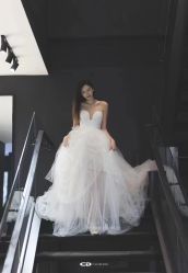 -Vera Wang婚纱礼服旗舰店