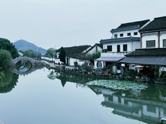 -绍兴东湖风景区