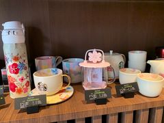 -星巴克(杭州湖滨银泰E区店)