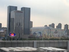 -维也纳国际酒店·宁波鄞州南部商务区罗蒙环球城店