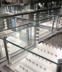 -SWAROVSKI(虹口凯德龙之梦店)