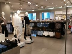 -H&M(鹏欣水游城店)