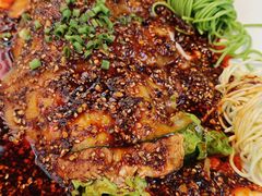 大刀白肉-有红鸡毛店·川菜(建设路店)