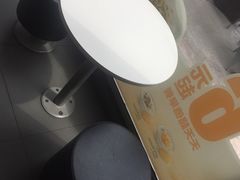 -麦当劳(得来速店)