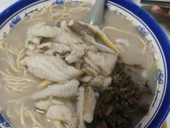 -明呈黄鱼面馆(斜土路店)