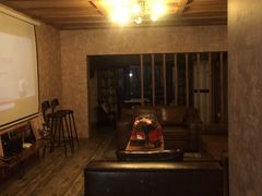 -玩坞轰趴馆·户外团建聚会主题生日派对馆(世豪广场店)