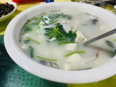 -红炎炎农家菜老字号(金水台店)