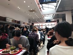 等位区-农园餐厅(北京大学店)